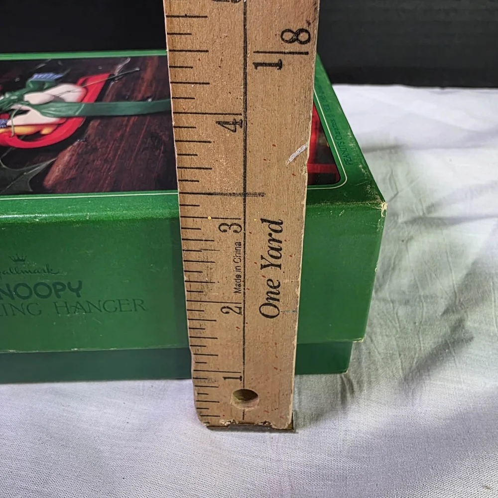 Hallmark Snoopy‎ Stocking Hanger In Box Vintage 1958, 1965